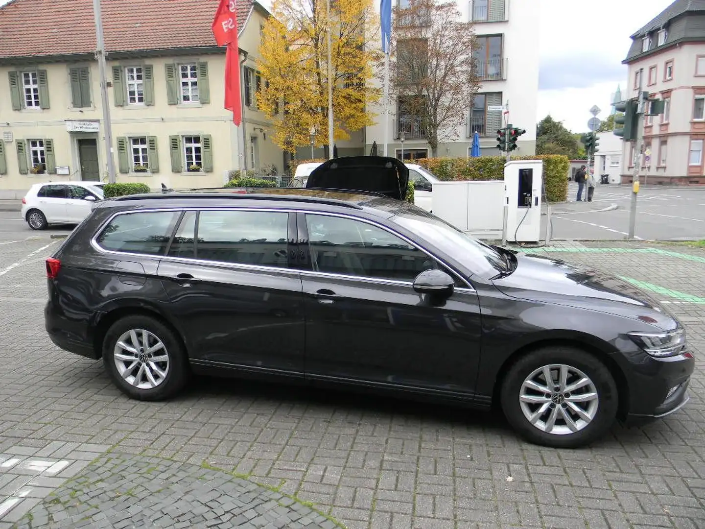 Volkswagen Passat Variant Business 1,5 TSI DSG AHK KAMERA Grau - 1