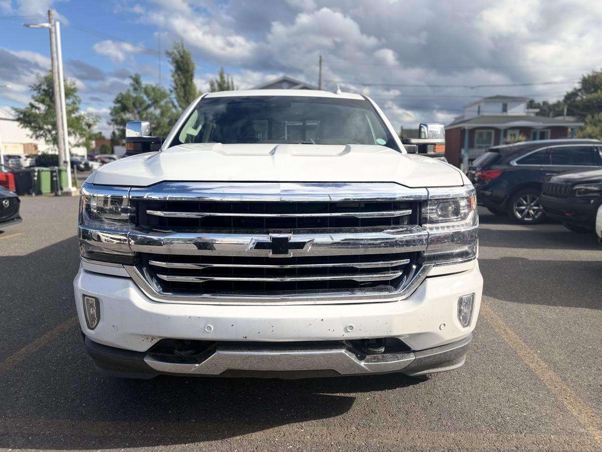 2018 Chevrolet Silverado 1500 4WD Crew Cab 153.0  High Country — снимка 1
