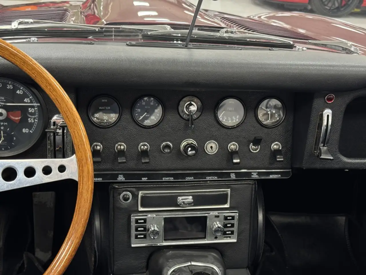 Jaguar E-Type 4.2 S1 Roadster, foto 12