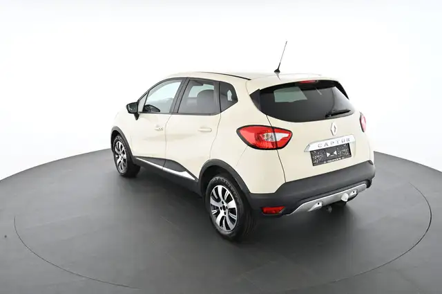 Renault Captur view 9