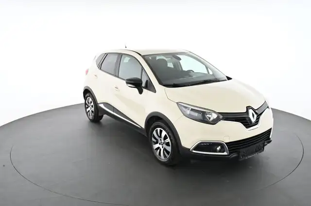 Renault Captur view 10