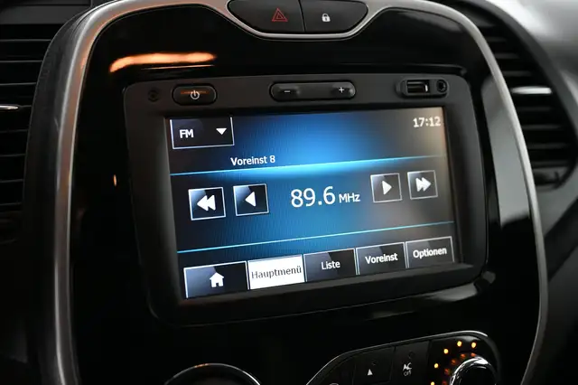 Renault Captur view 24