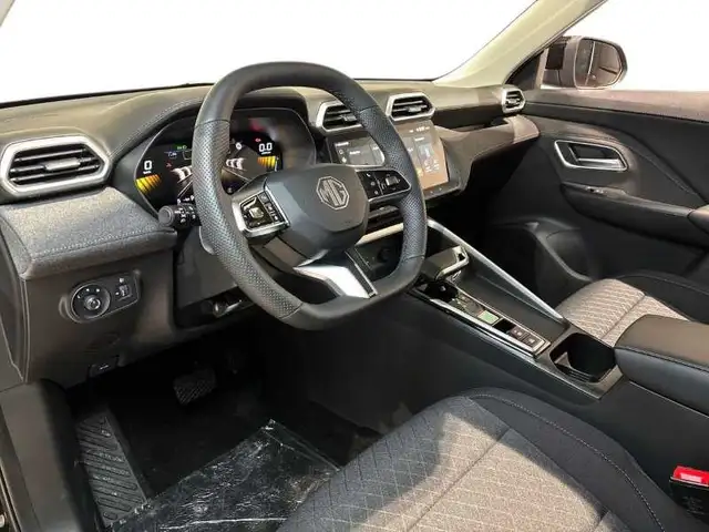 MG ZS view 11