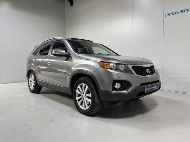 Kia Sorento view 5