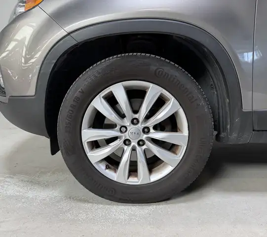 Kia Sorento view 7