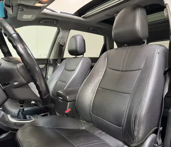 Kia Sorento view 9