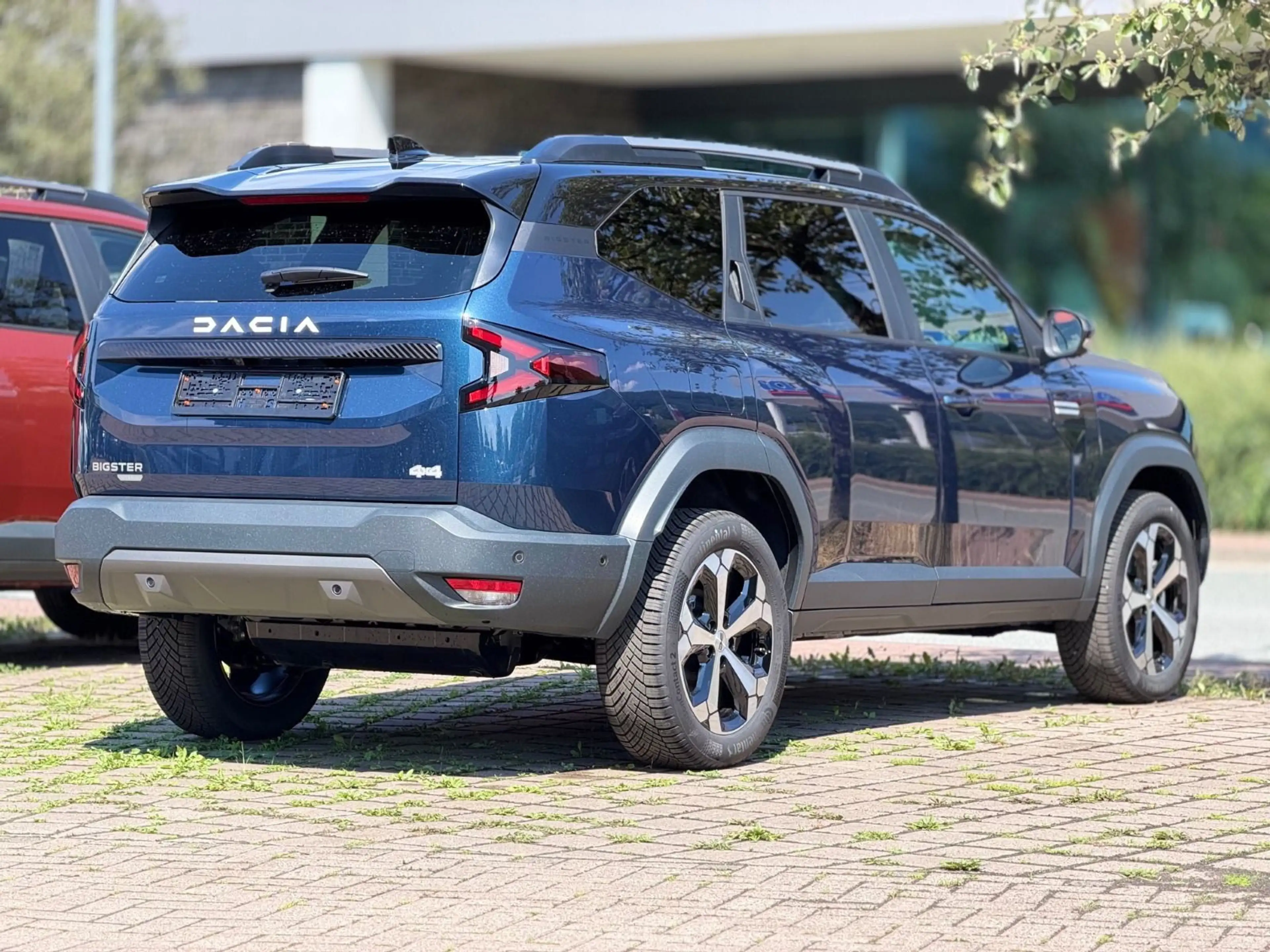 Dacia Bigster Journey Hybrid-G 150 4x4*City&WinterPlus — photo 4