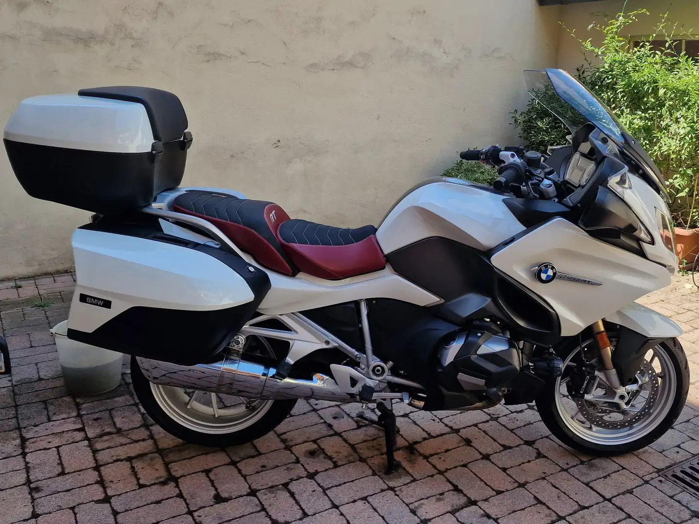 BMW R 1250 RT EXECUTIVE Blanc - 1