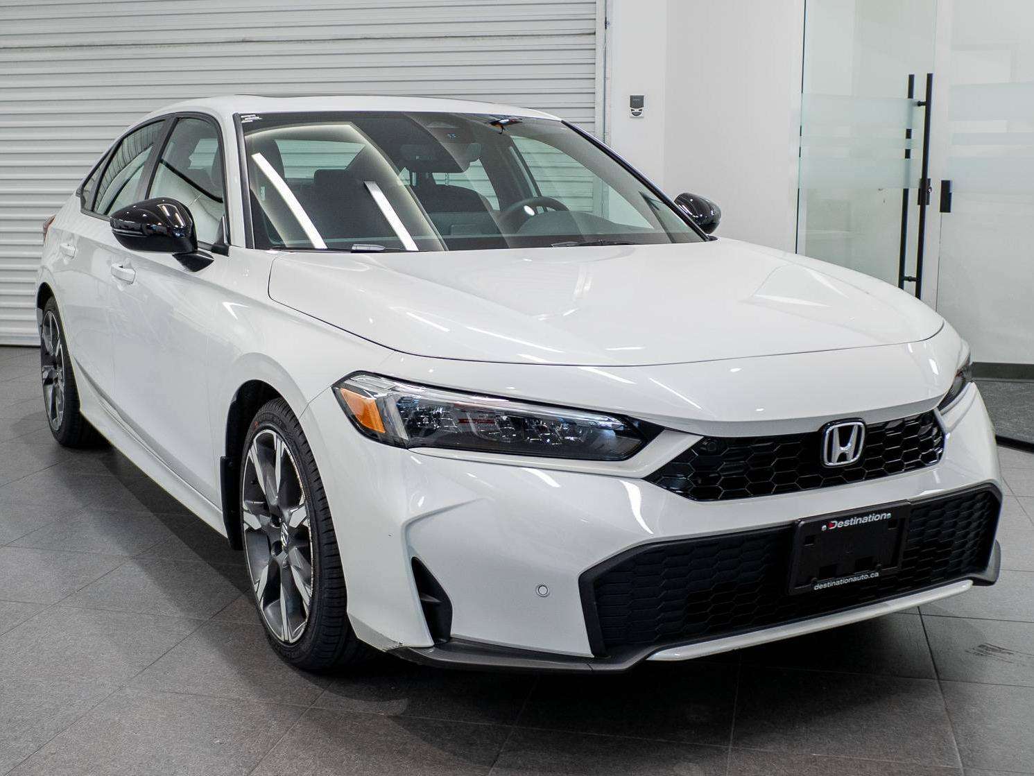 2025 Honda Civic Sport Touring Hybrid | Honda Certified — снимка 1