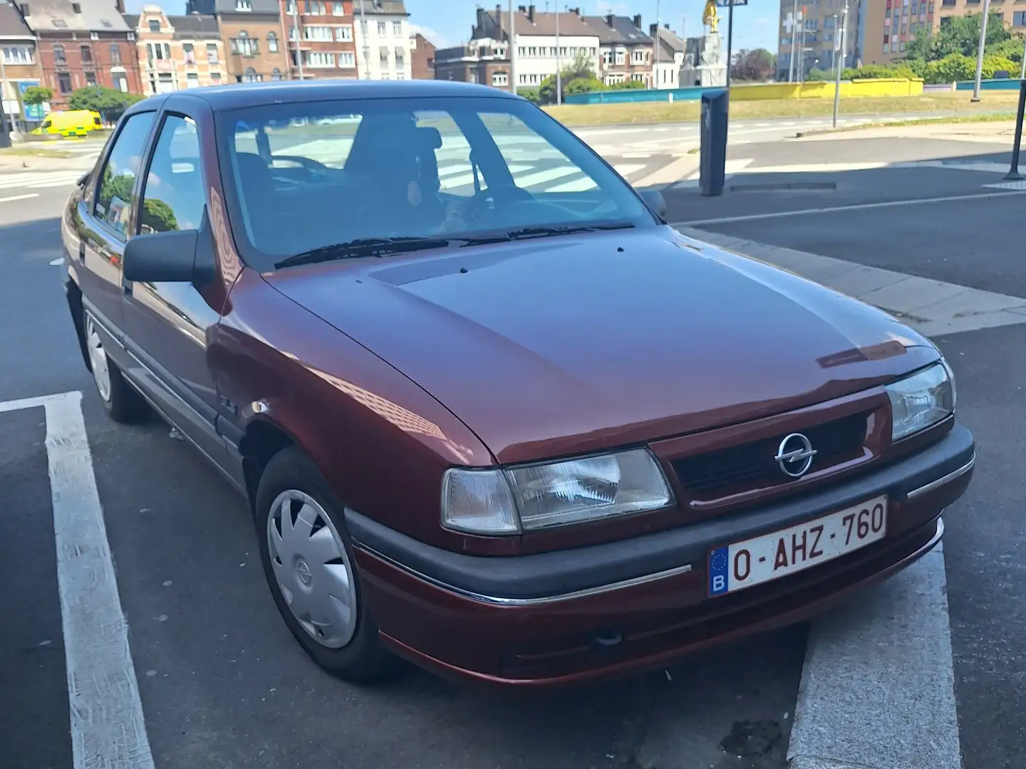 Opel Vectra 1.6i GLS Rood - 2