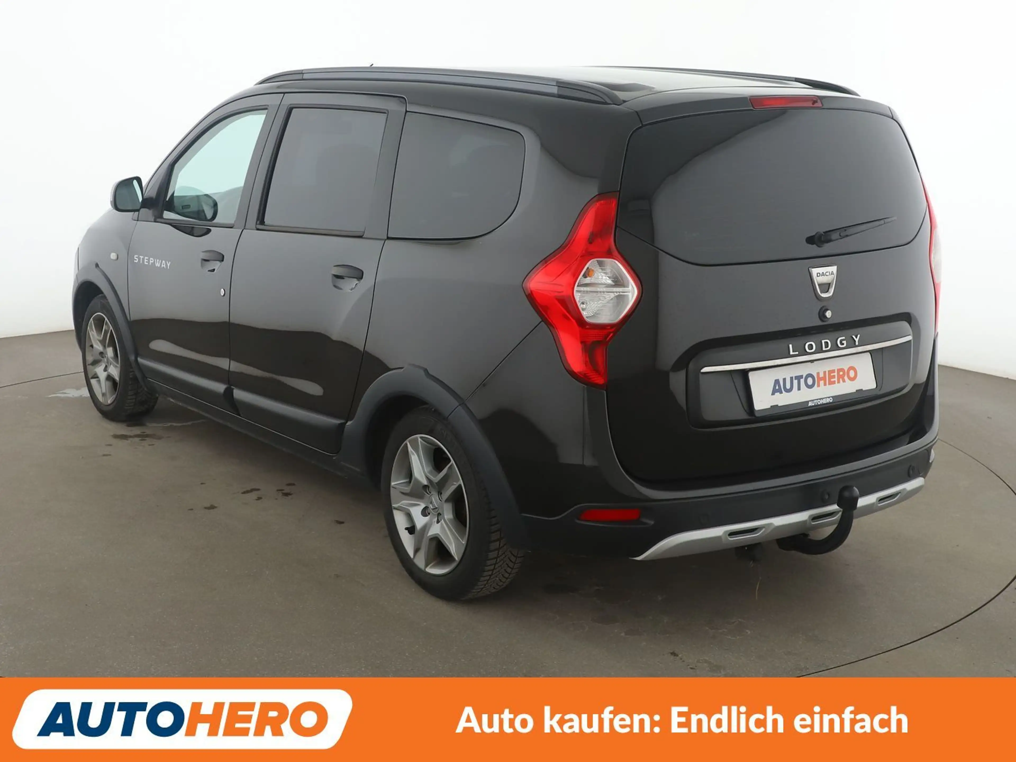 Dacia Lodgy 1.6 SCe Stepway *NAVI*CAM*TEMPO*SHZ*KLIMA* — photo 4