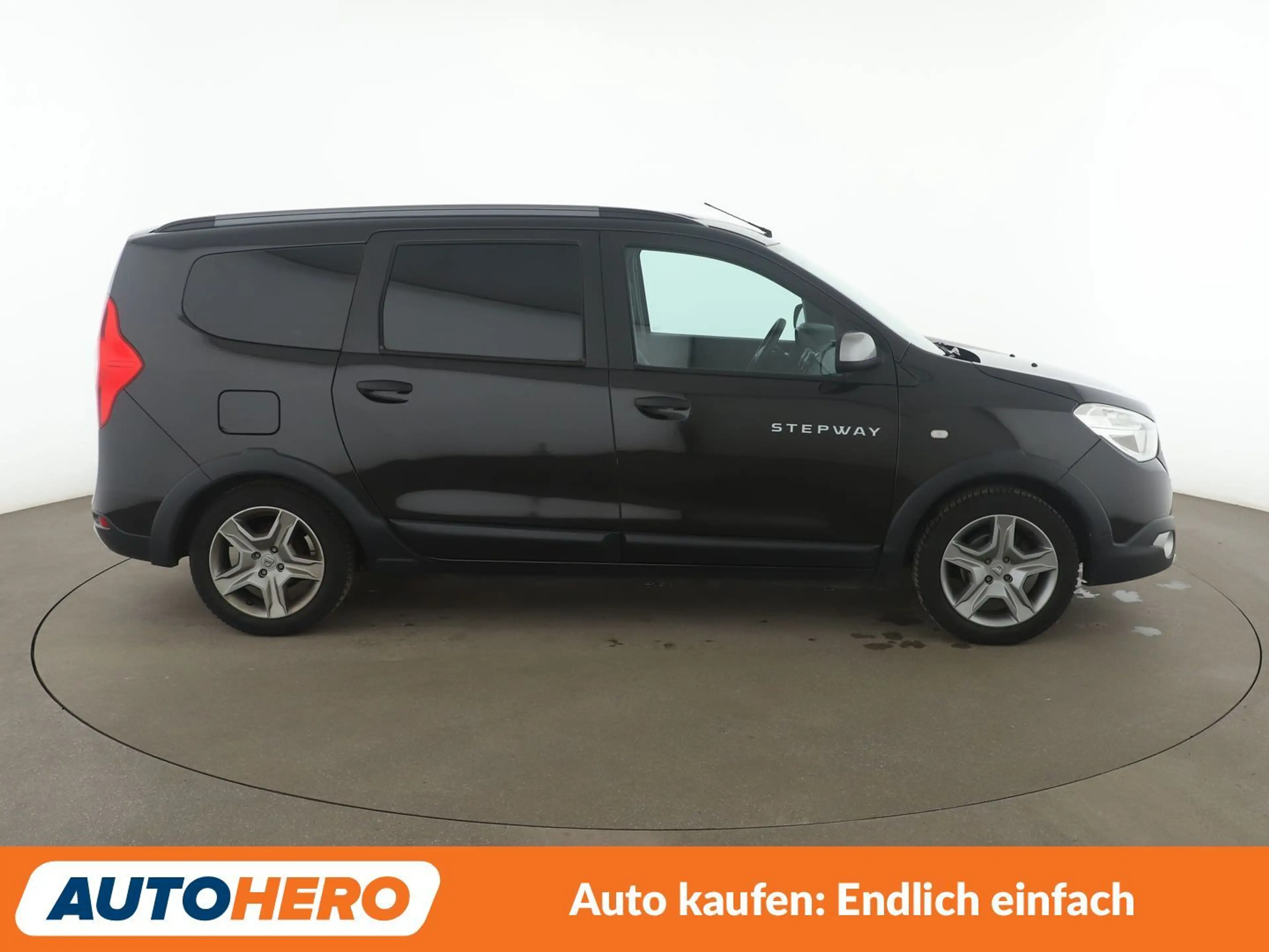 Dacia Lodgy 1.6 SCe Stepway *NAVI*CAM*TEMPO*SHZ*KLIMA* — photo 7