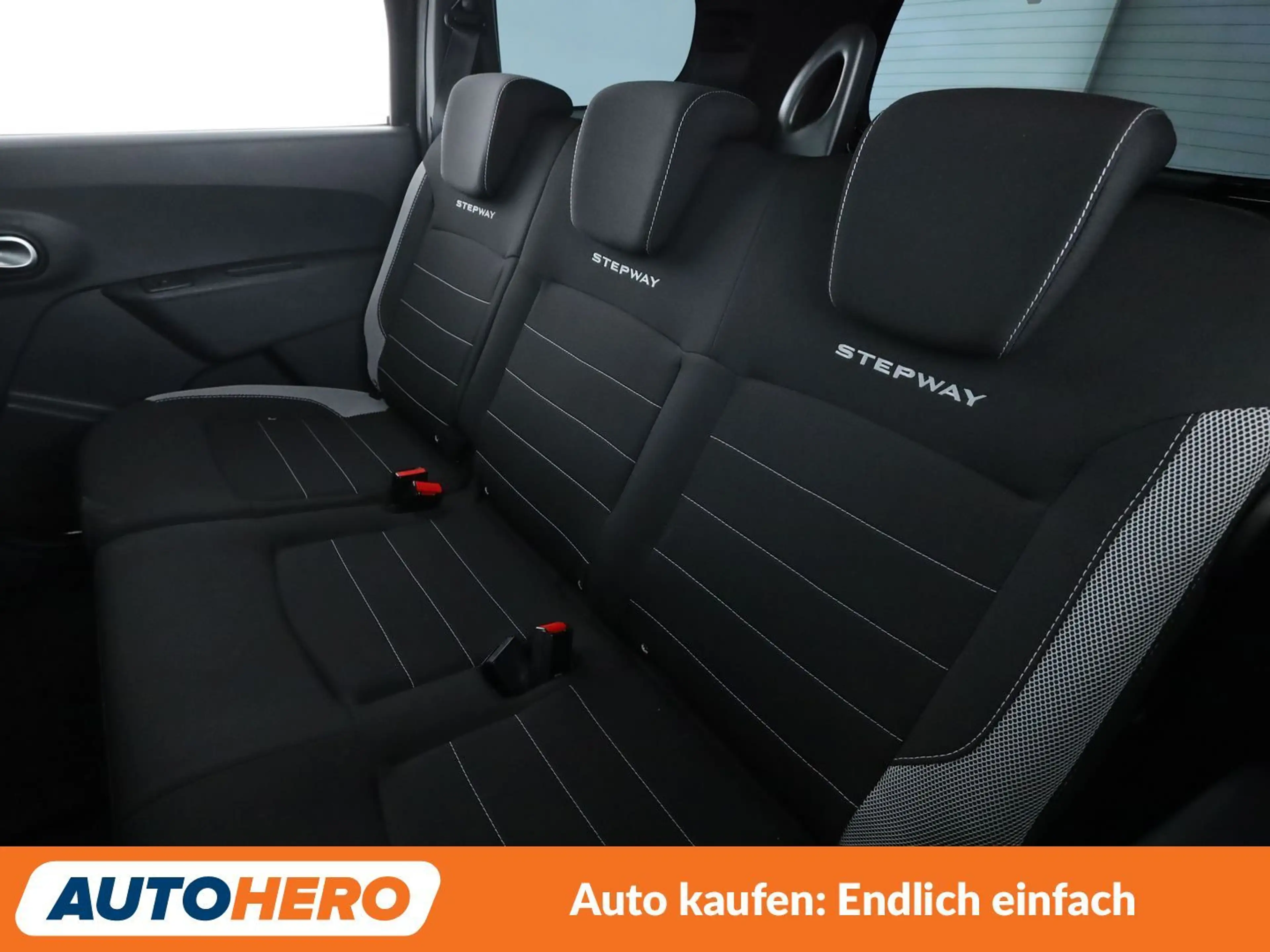 Dacia Lodgy 1.6 SCe Stepway *NAVI*CAM*TEMPO*SHZ*KLIMA* — photo 14
