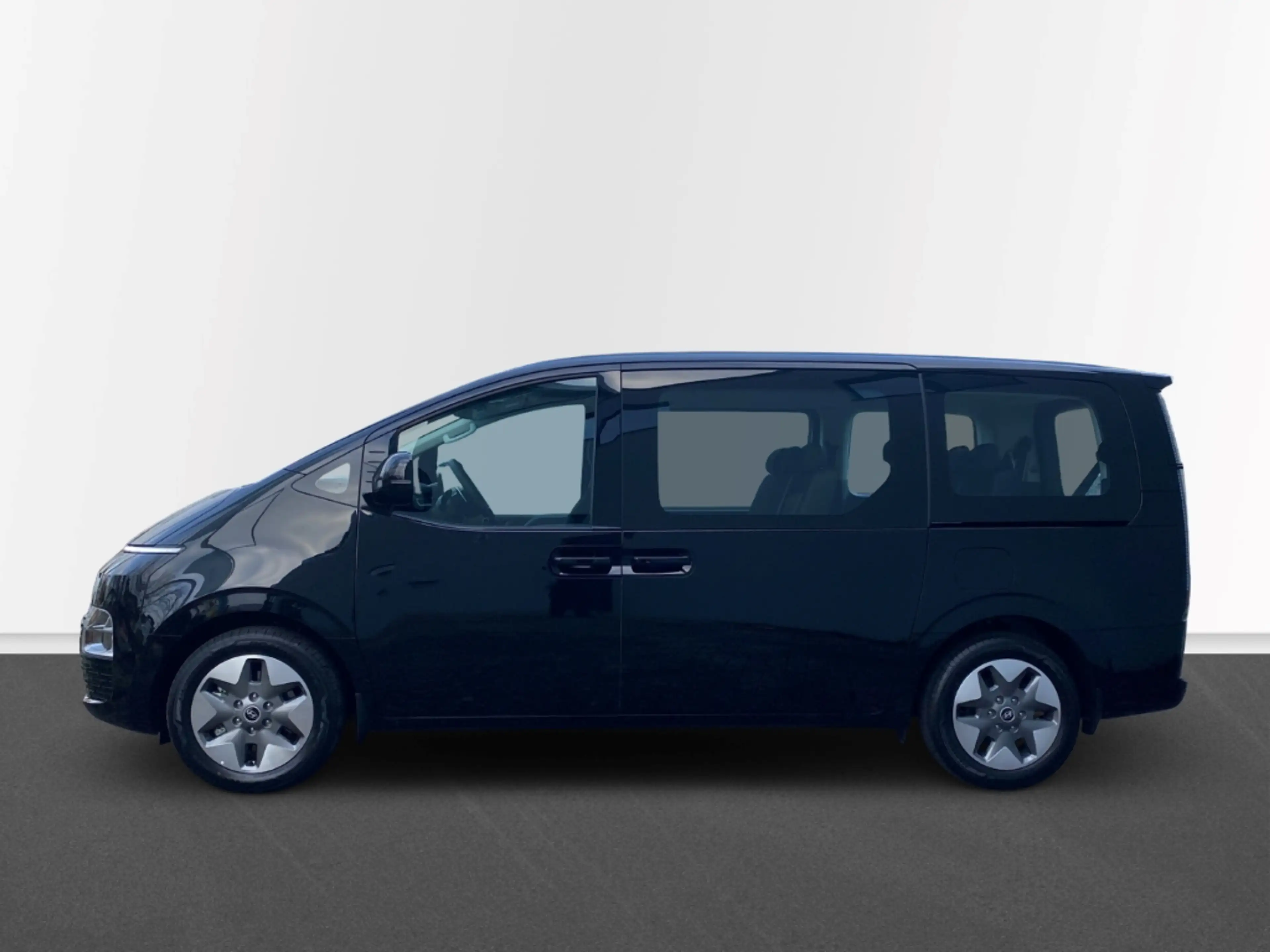 Hyundai STARIA Trend Hybrid 2WD 9-Sitzer Navi LED ACC — photo 3