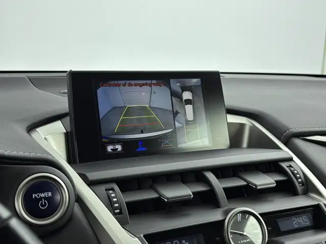 Lexus NX view 8