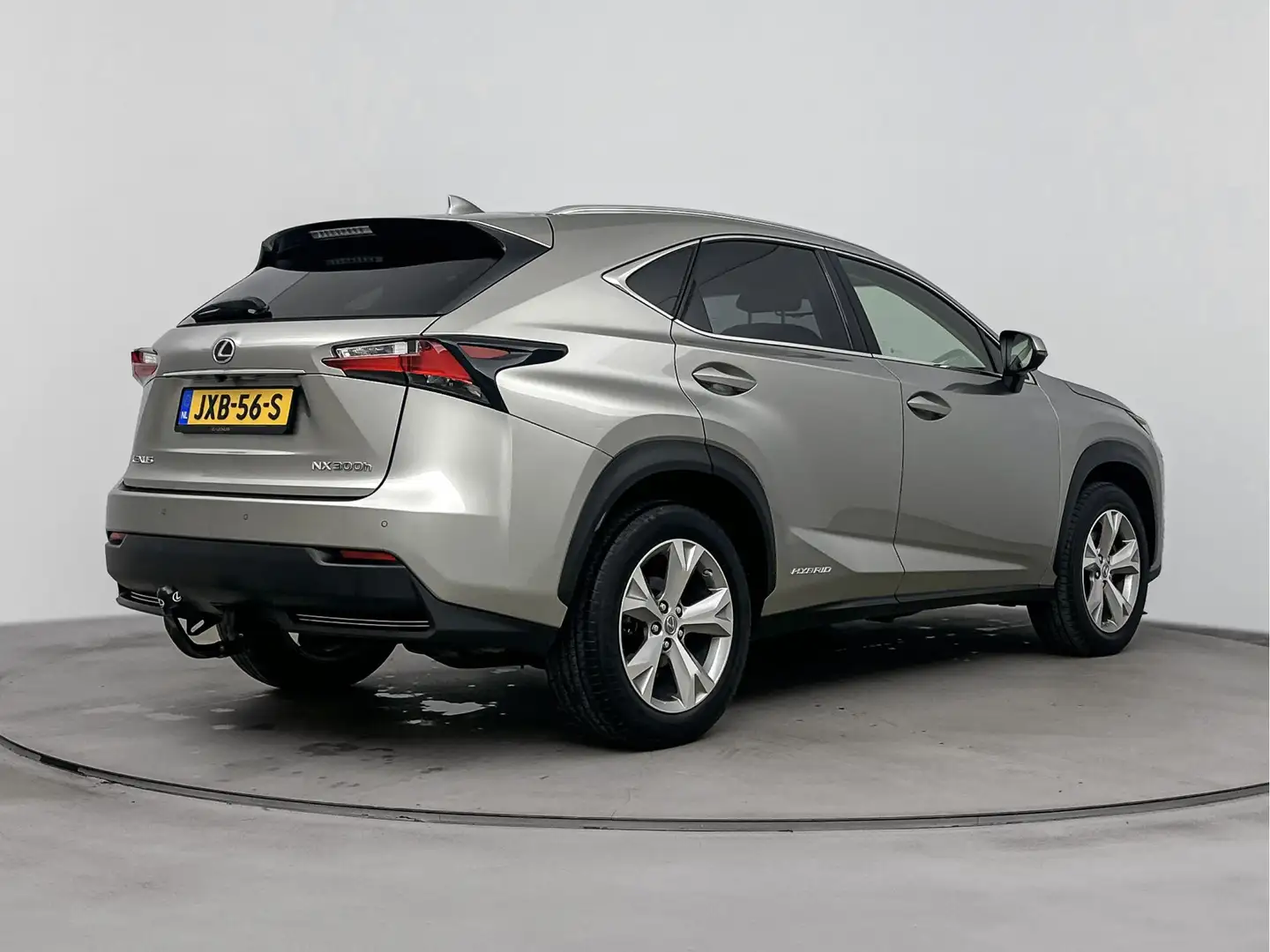 Lexus NX 300h AWD President Line | Mark-Levinson | Trekhaak | 36 Grau - 2