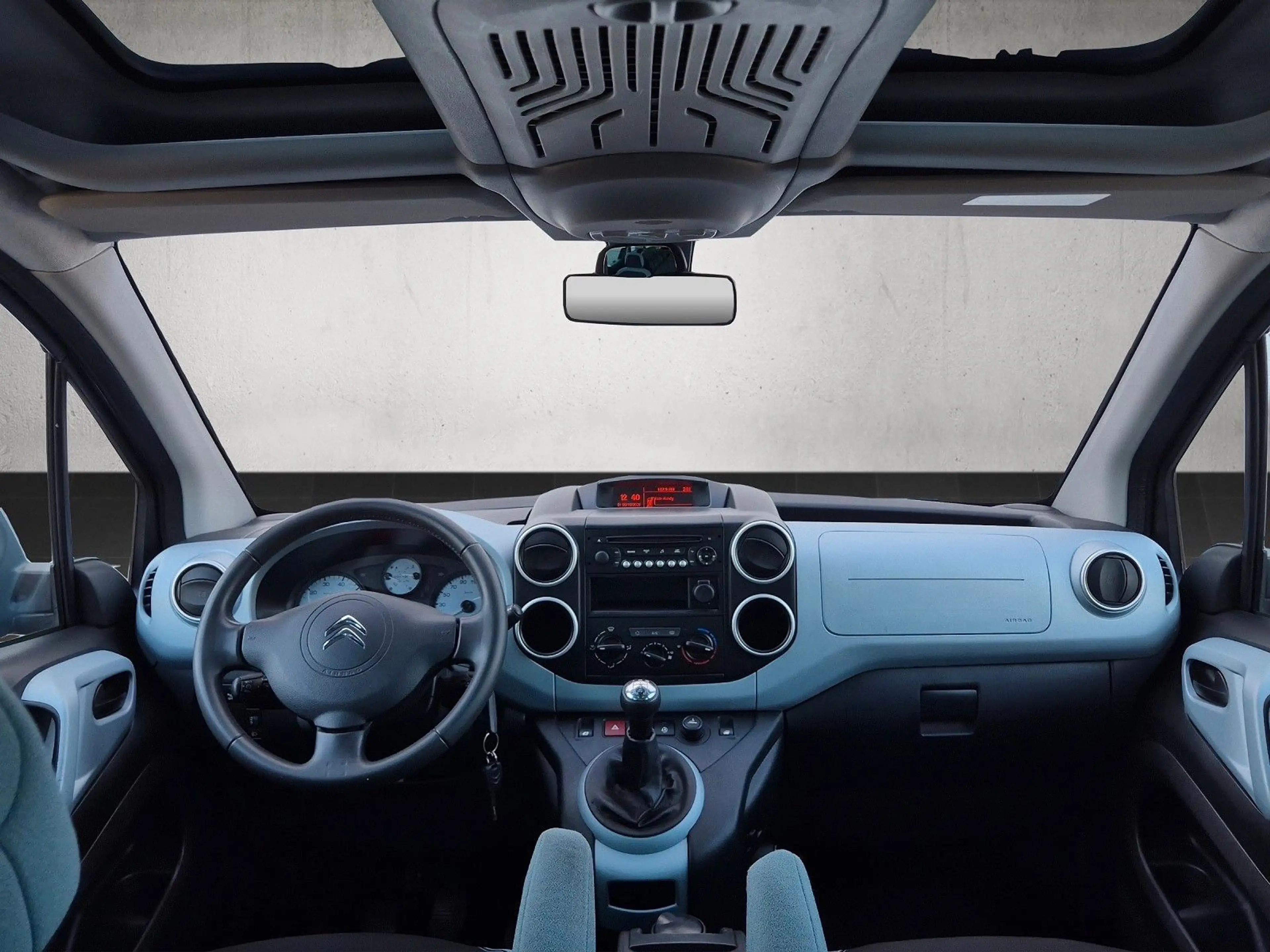 Citroen Berlingo Multispace Selection/Panorama/Klima/Tüv — photo 13