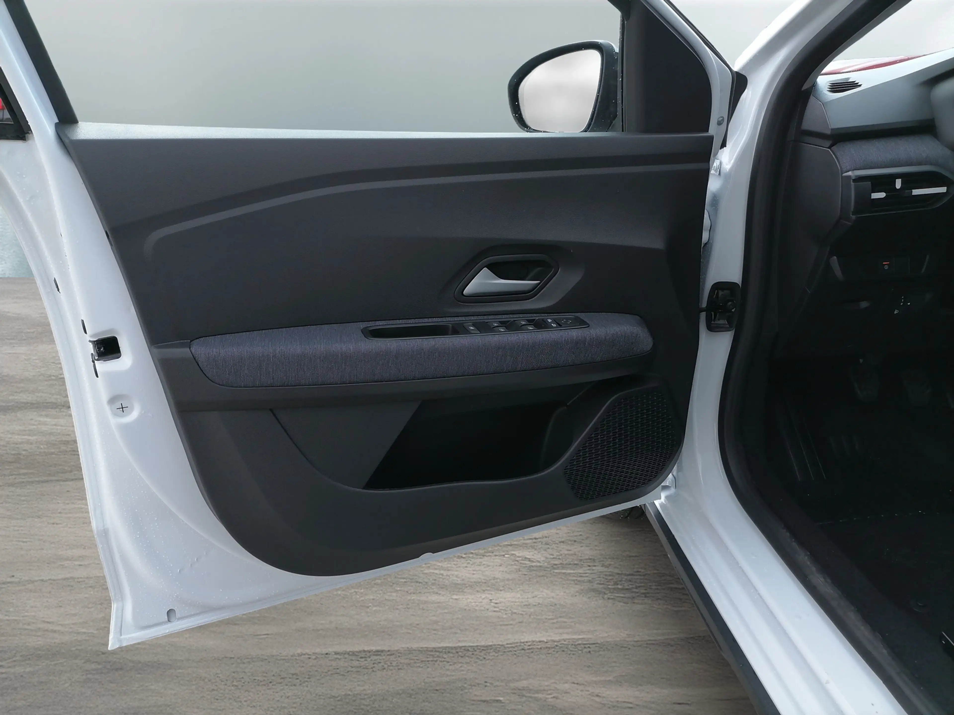 Dacia Jogger Expression 1.0 TCe 110 — photo 11