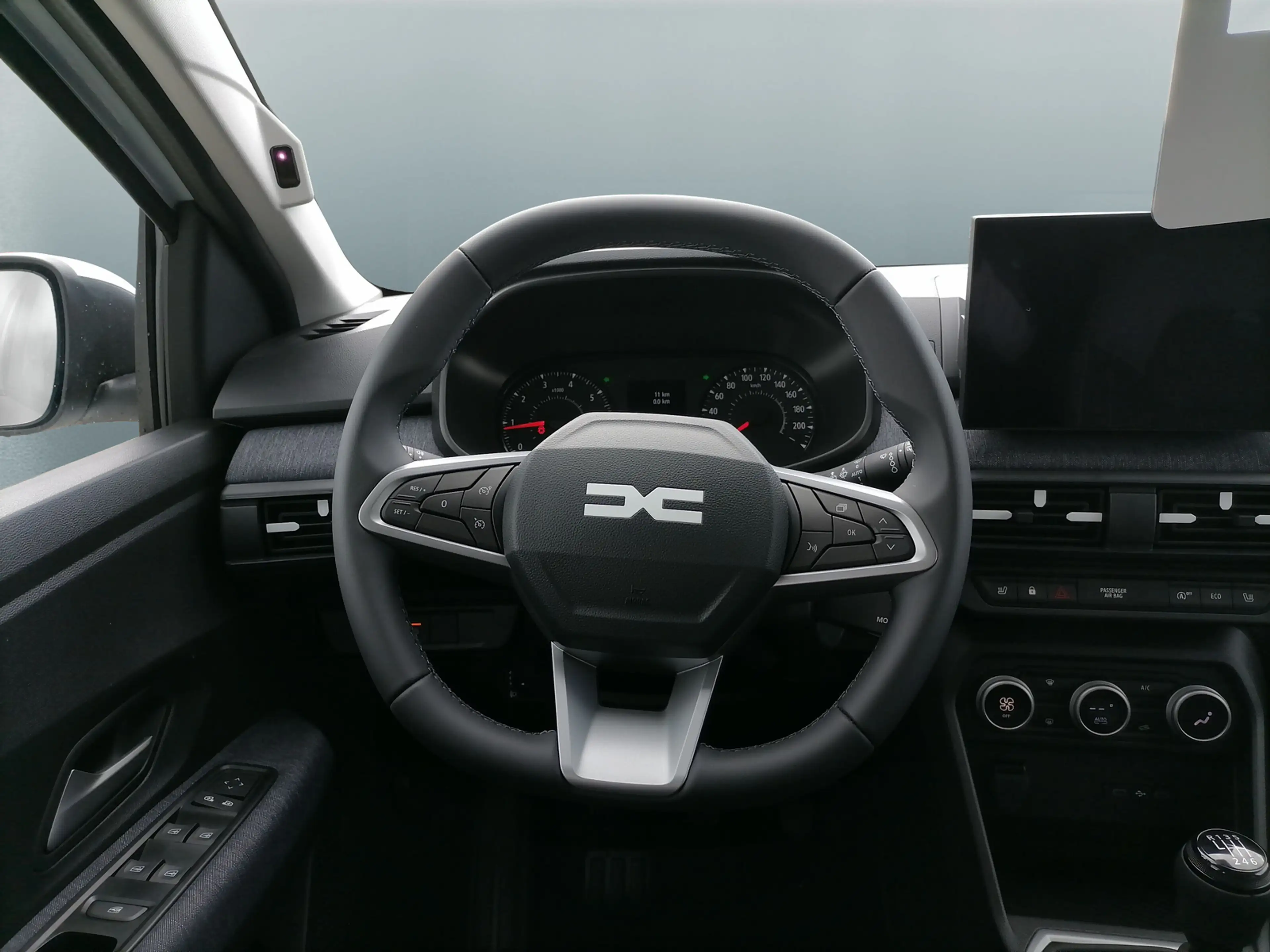 Dacia Jogger Expression 1.0 TCe 110 — photo 10