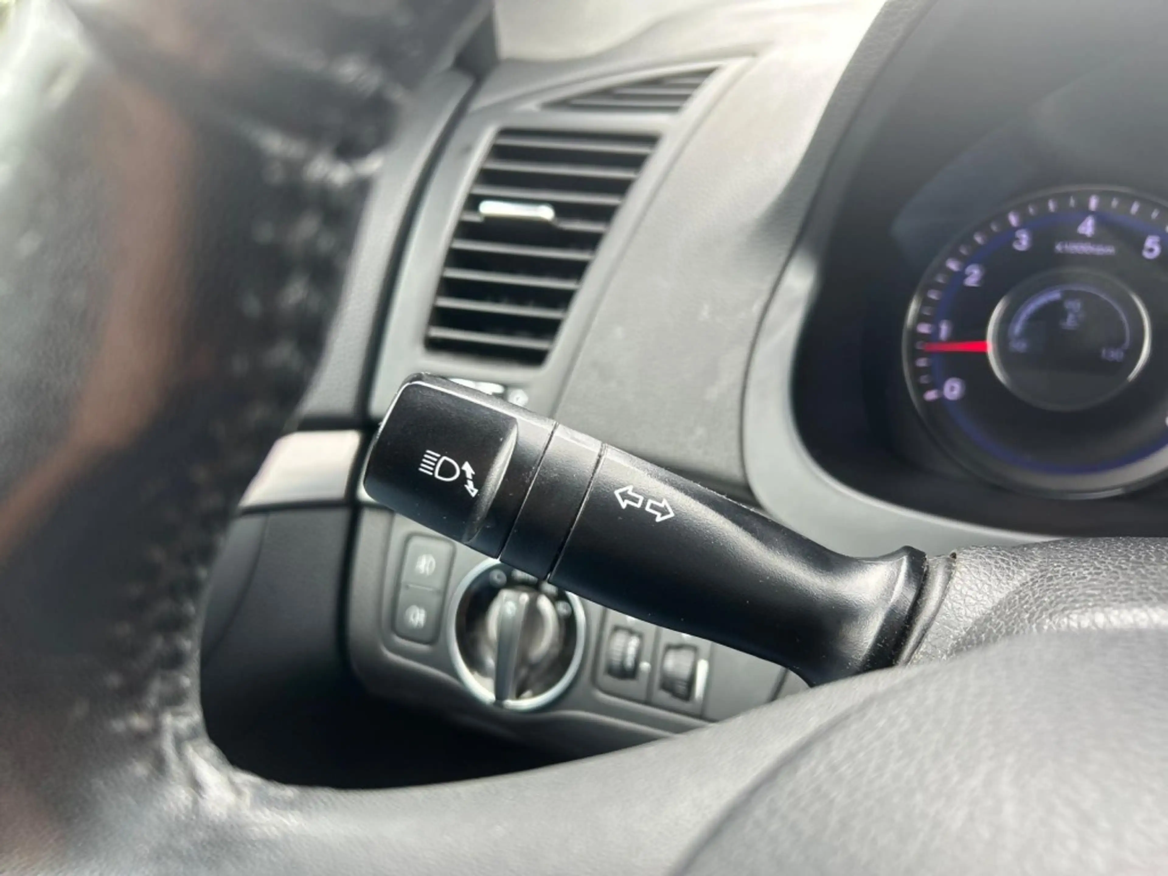 Hyundai i40 2.0 GDI I-VISION, LED, Cruise, Navi, Camera — photo 13