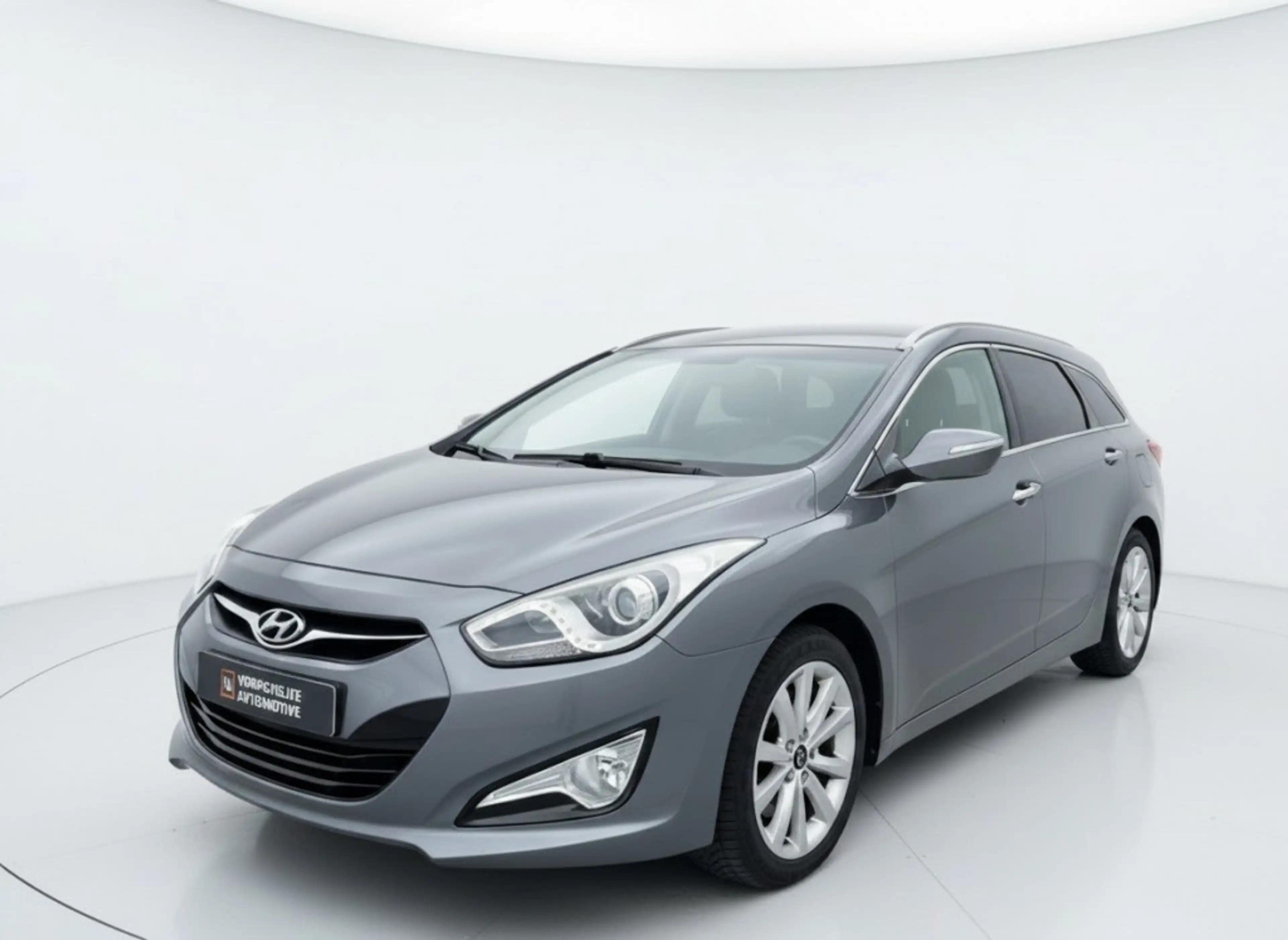 Hyundai i40 2.0 GDI I-VISION, LED, Cruise, Navi, Camera — photo 3