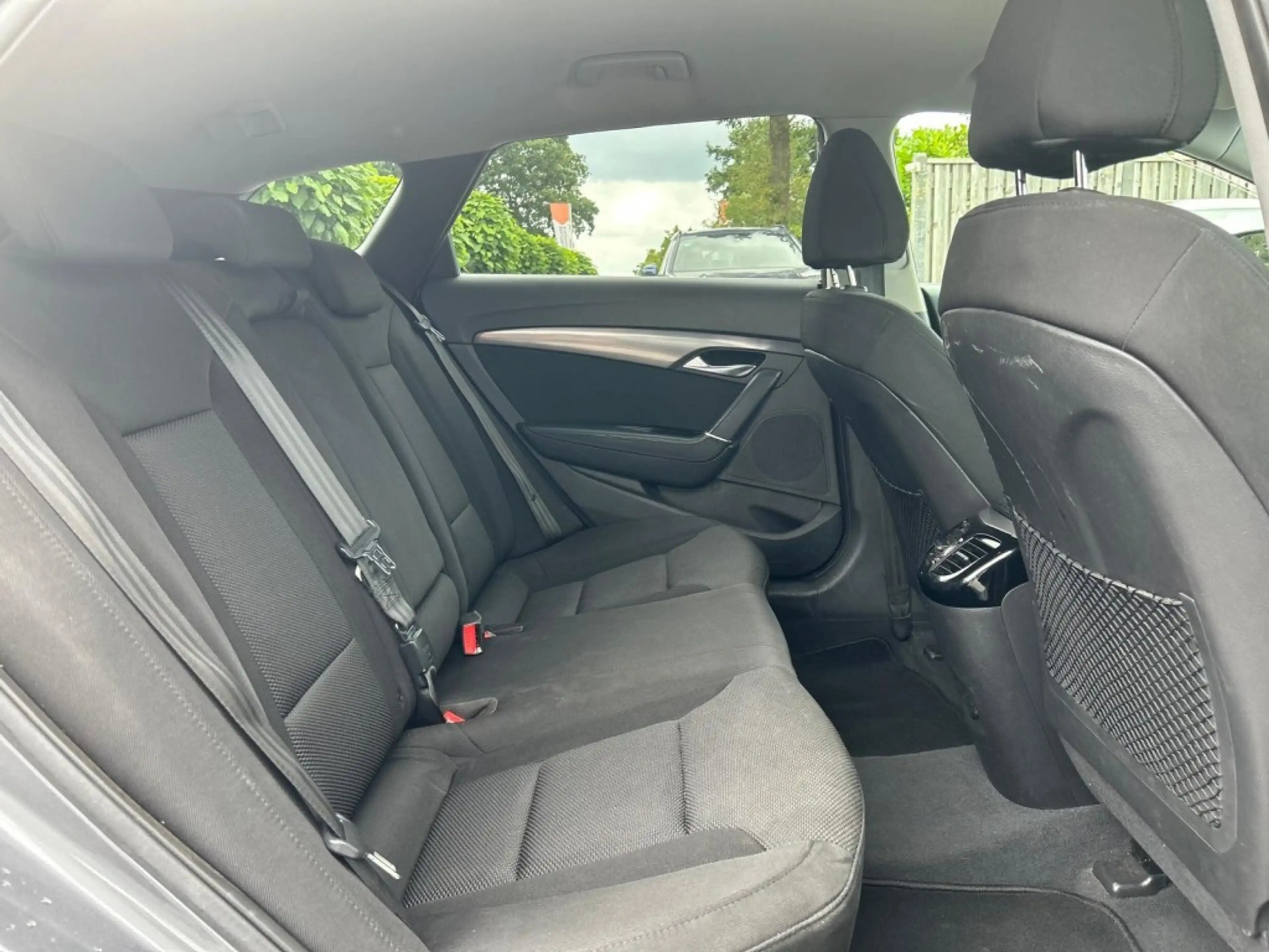 Hyundai i40 2.0 GDI I-VISION, LED, Cruise, Navi, Camera — photo 10