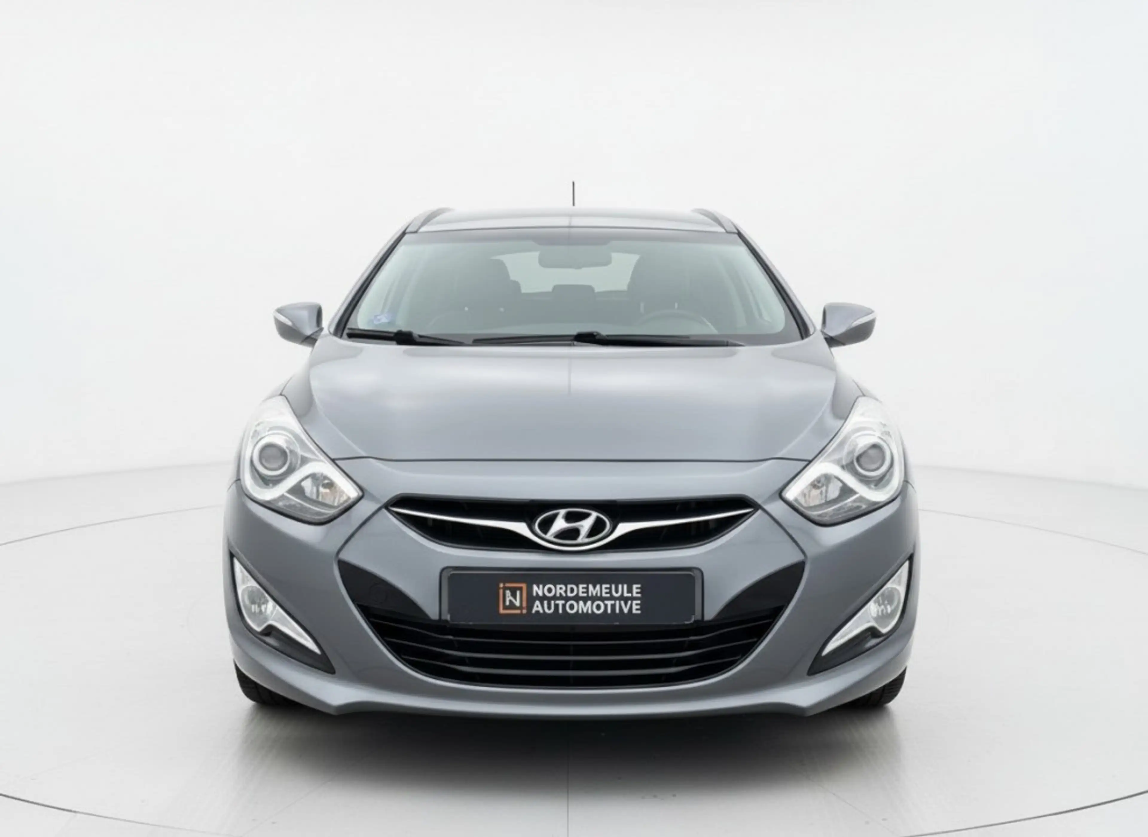 Hyundai i40 2.0 GDI I-VISION, LED, Cruise, Navi, Camera — photo 2
