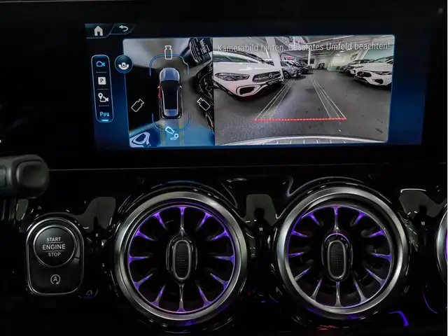 Mercedes-Benz GLA view 15