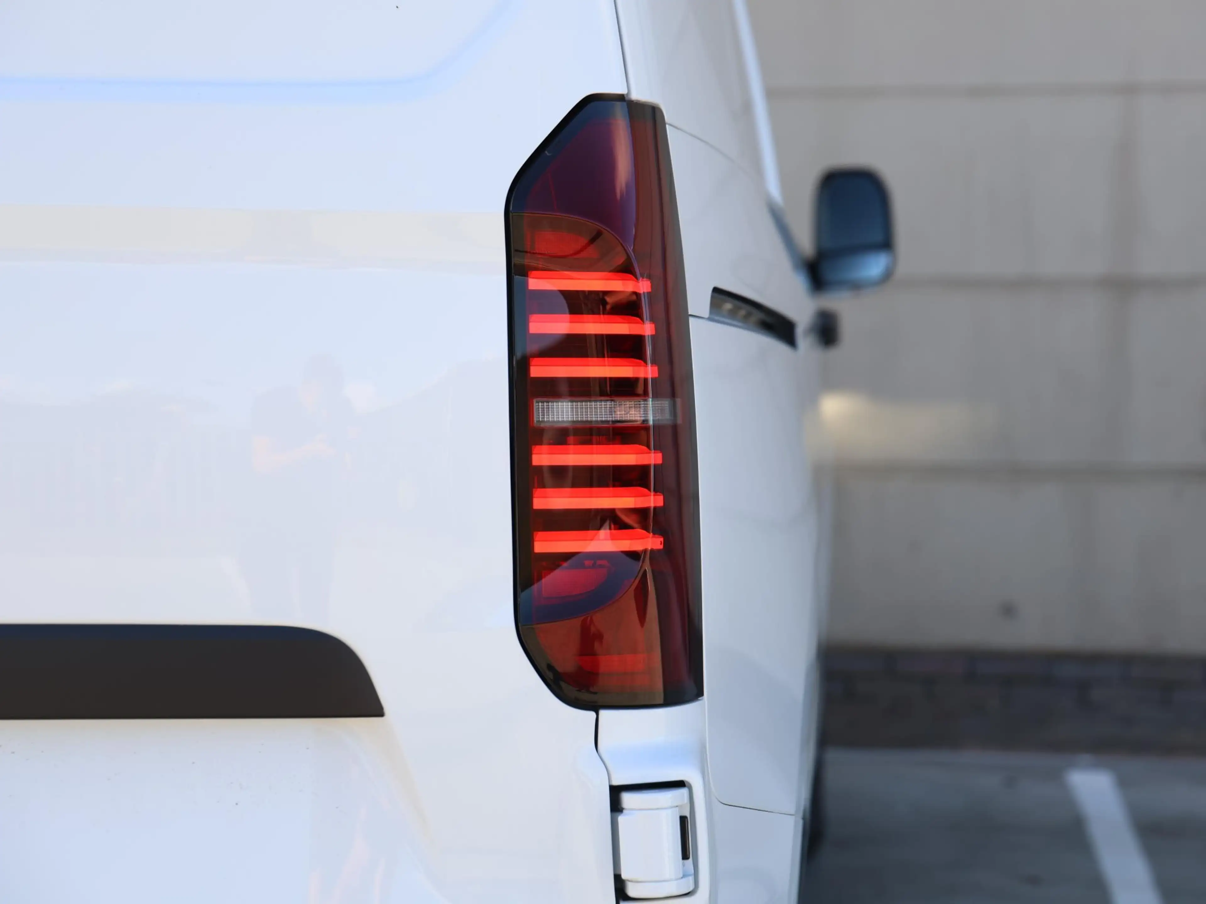 Volkswagen Transporter e-Transporter L1 71 kWh 136PK | Achterdeuren | Nav — photo 15