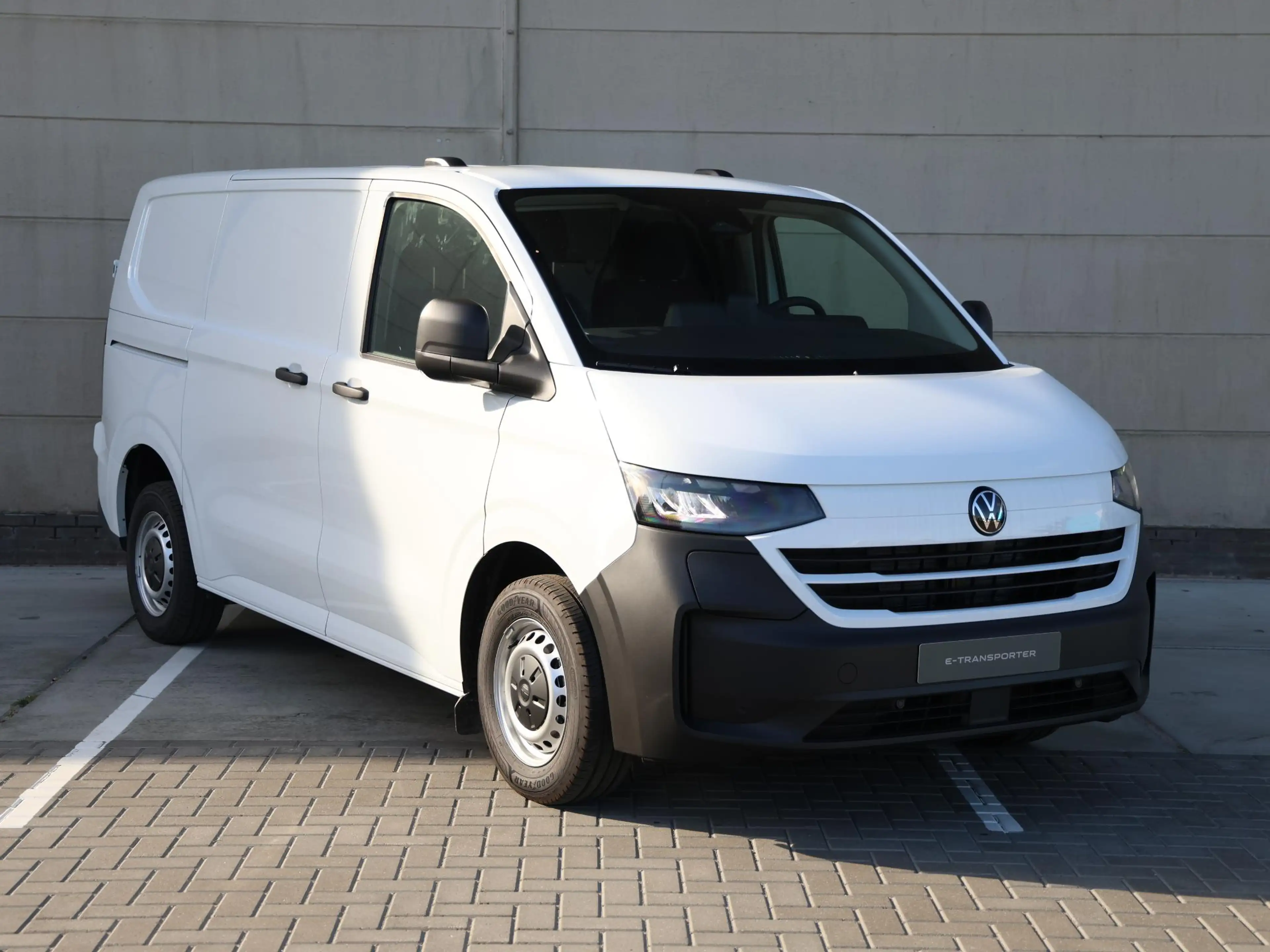 Volkswagen Transporter e-Transporter L1 71 kWh 136PK | Achterdeuren | Nav — photo 3