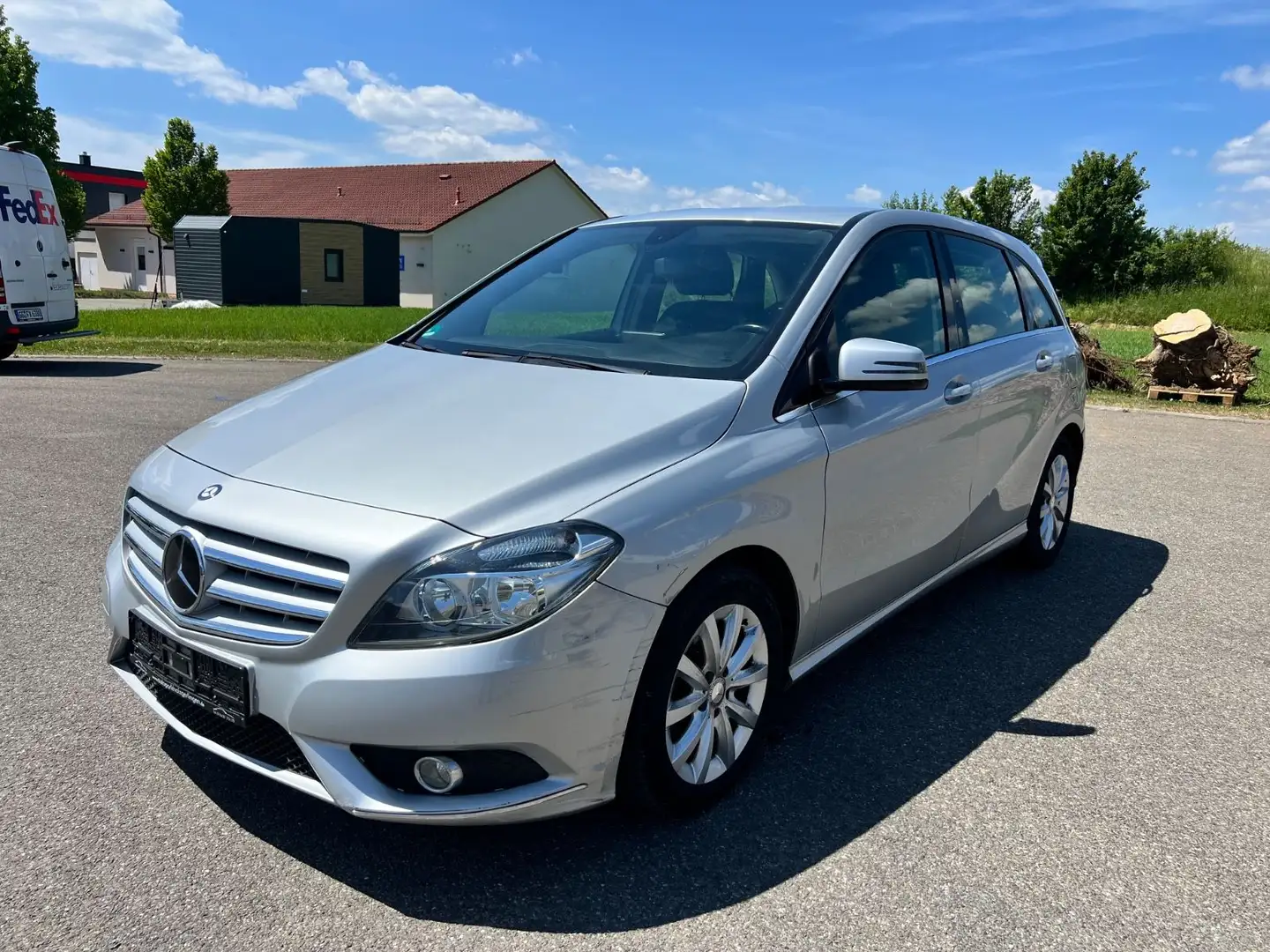 Mercedes-Benz B 180 *KLIMAANLAGE*SITZHEIZUNG*PTS*2.HAND*AHK Argent - 1