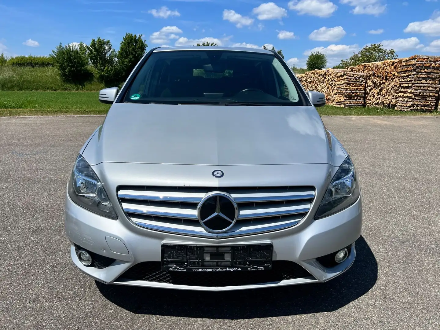 Mercedes-Benz B 180 *KLIMAANLAGE*SITZHEIZUNG*PTS*2.HAND*AHK Argent - 2