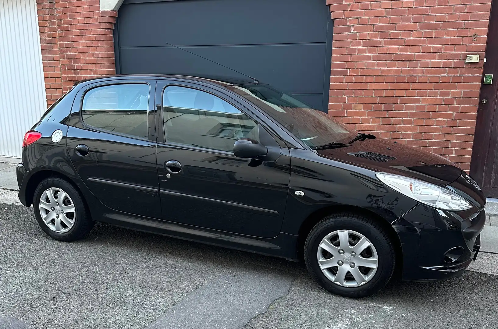 Peugeot 206 206+ 1.1i Generation Noir - 2