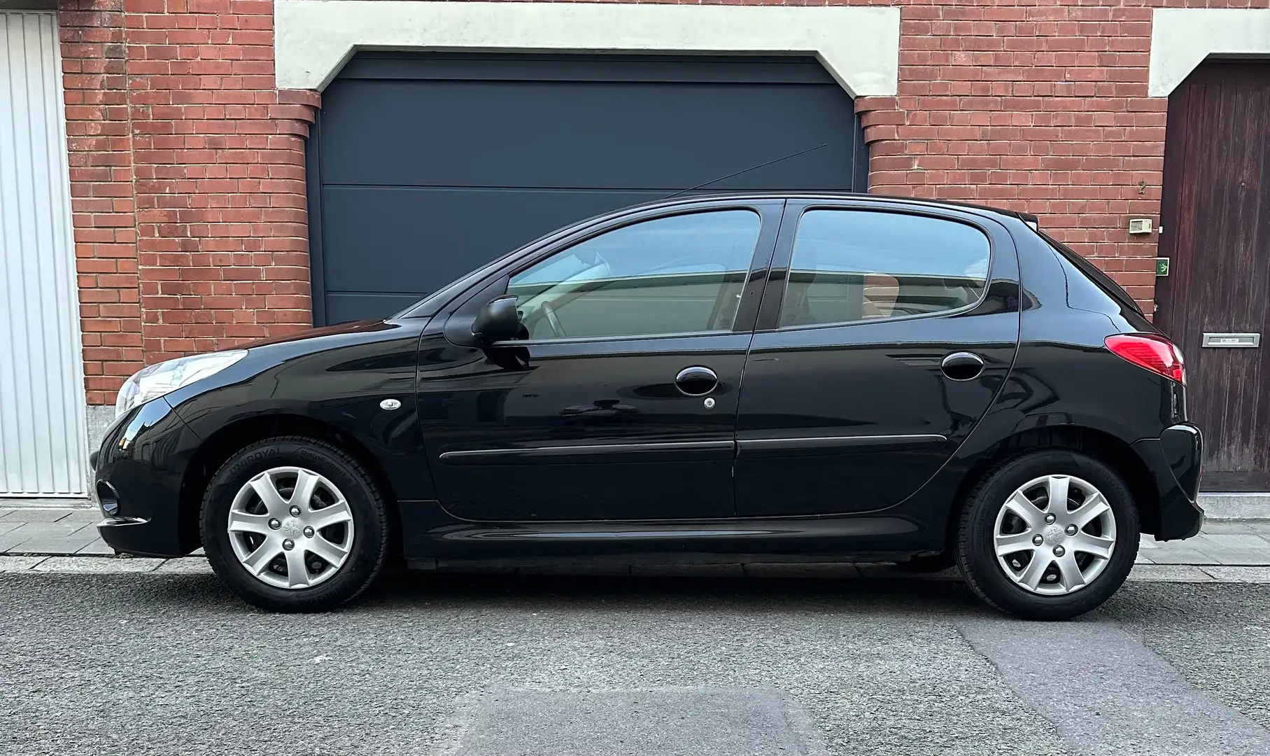 Peugeot 206 206+ 1.1i Generation Noir - 1