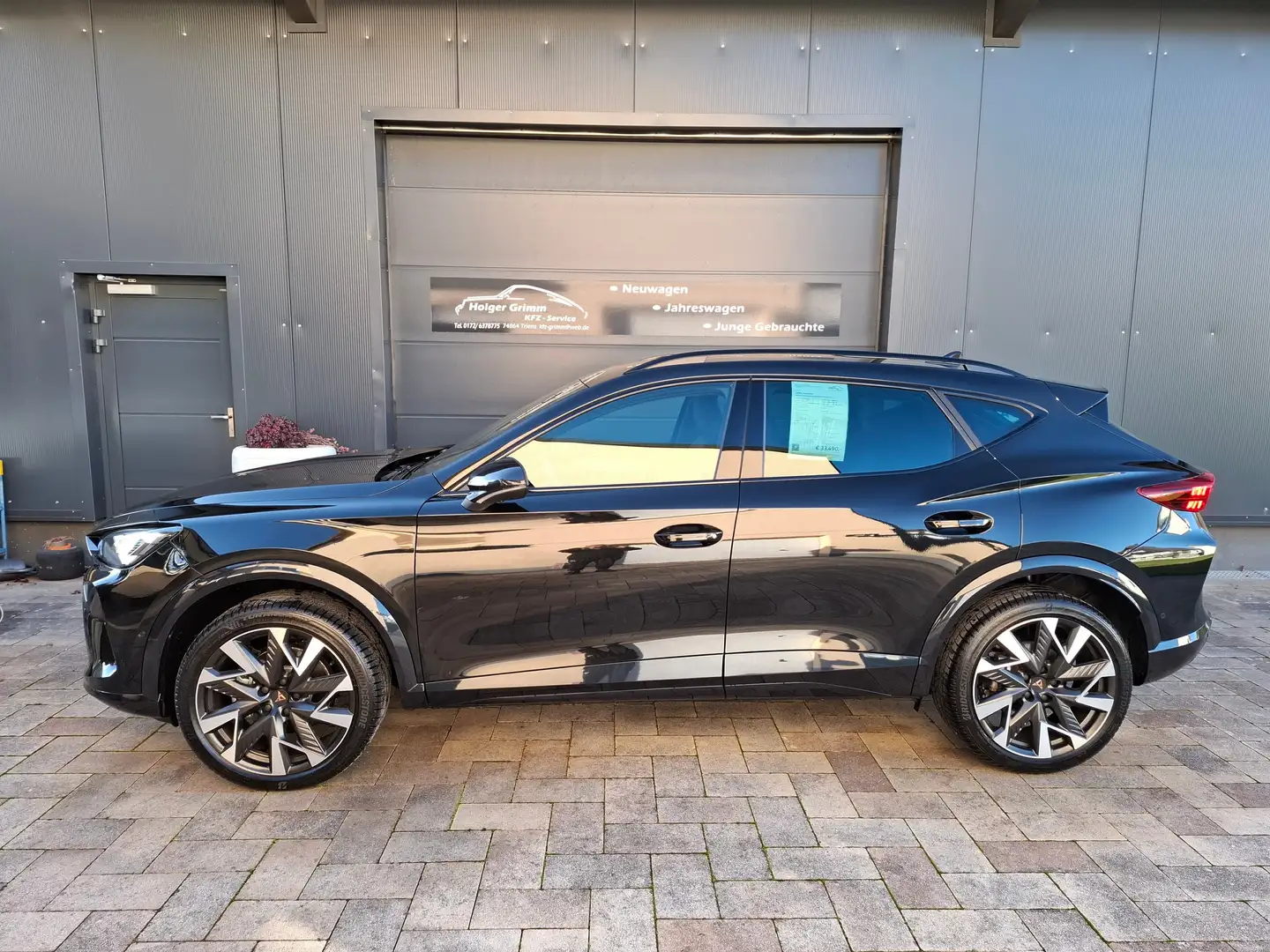 CUPRA Formentor DSG/AHK/19 Zoll/Navi/2xCam/ACC/eHeck/Totwinkel/SH Schwarz - 1