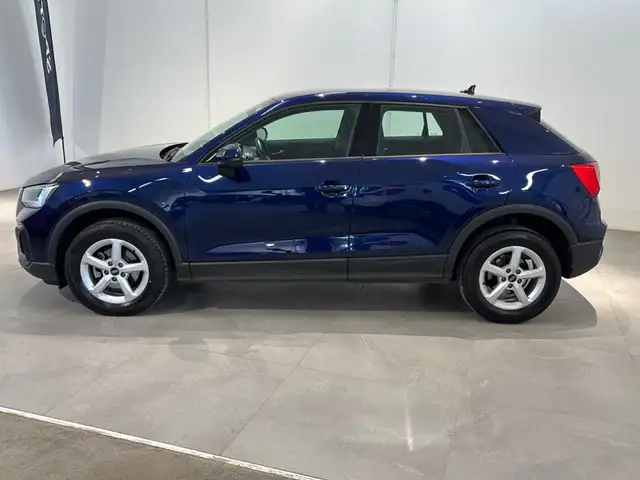 Audi Q2 view 7