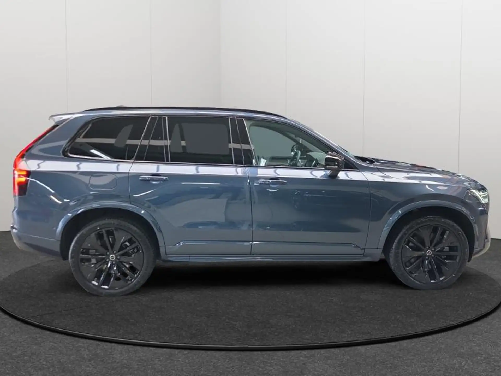 Volvo XC90 XC90 Plug-in Hybrid 2026 네이비 사진 6