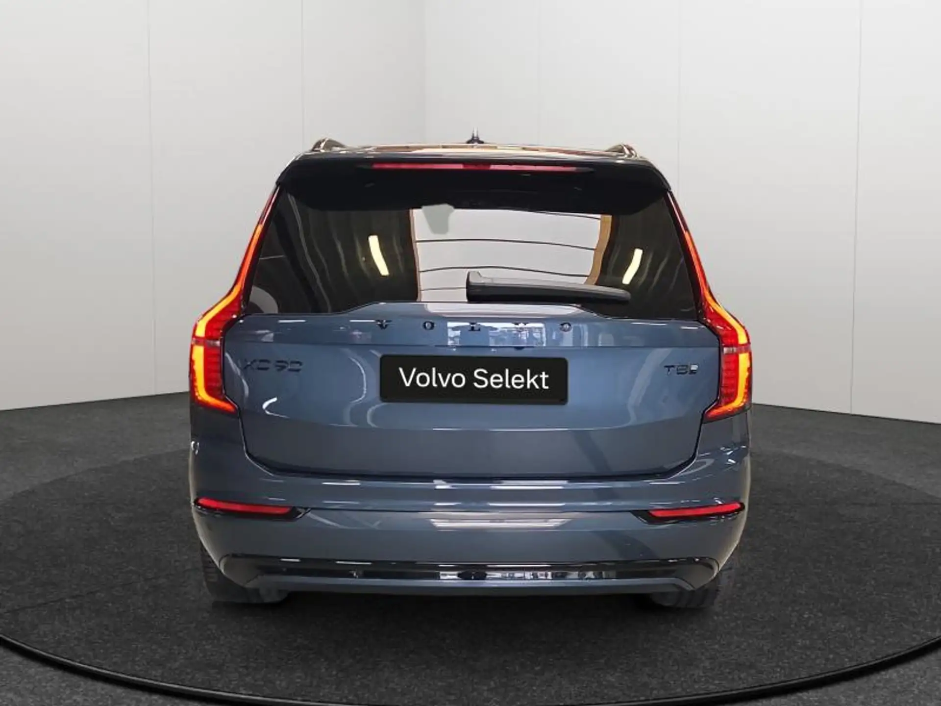 Volvo XC90 XC90 Plug-in Hybrid 2026 네이비 사진 4