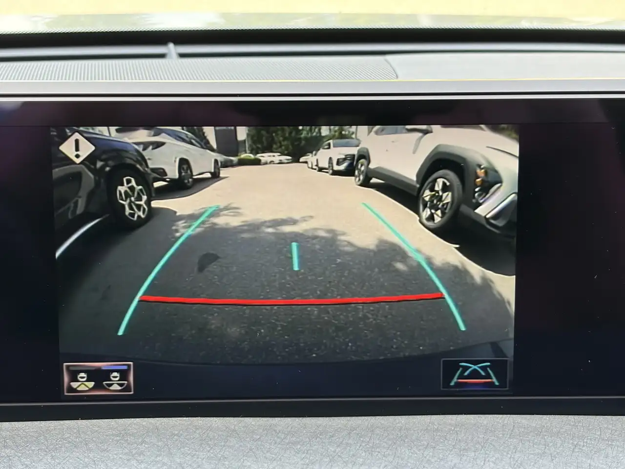 Lexus UX photo Lexus UX