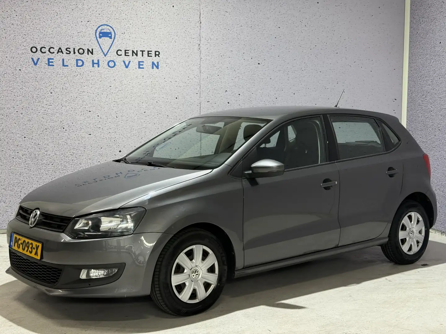 Volkswagen Polo 1.2-12V BlueMotion Trendline // AIRCO // CARPLAY / Grijs - 1