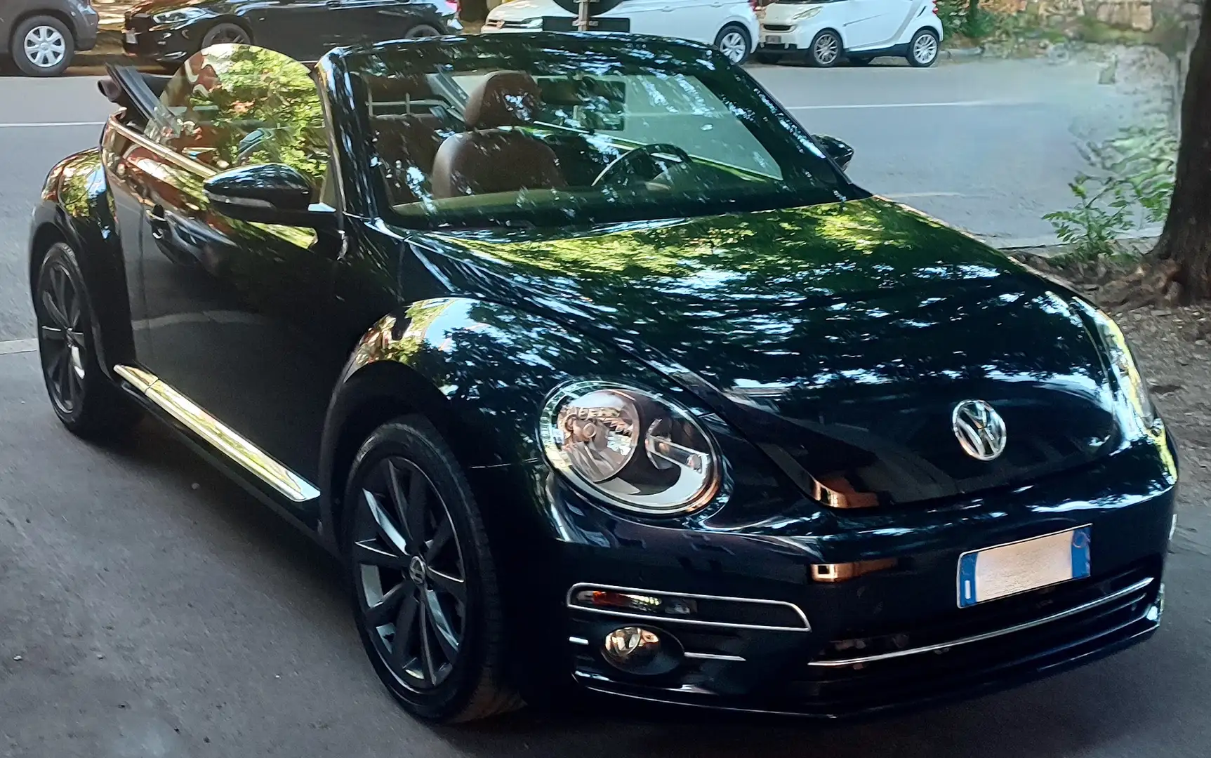 Volkswagen Maggiolino 2017 Cabrio 2.0 tdi Design 110cv DSG Noir - 1