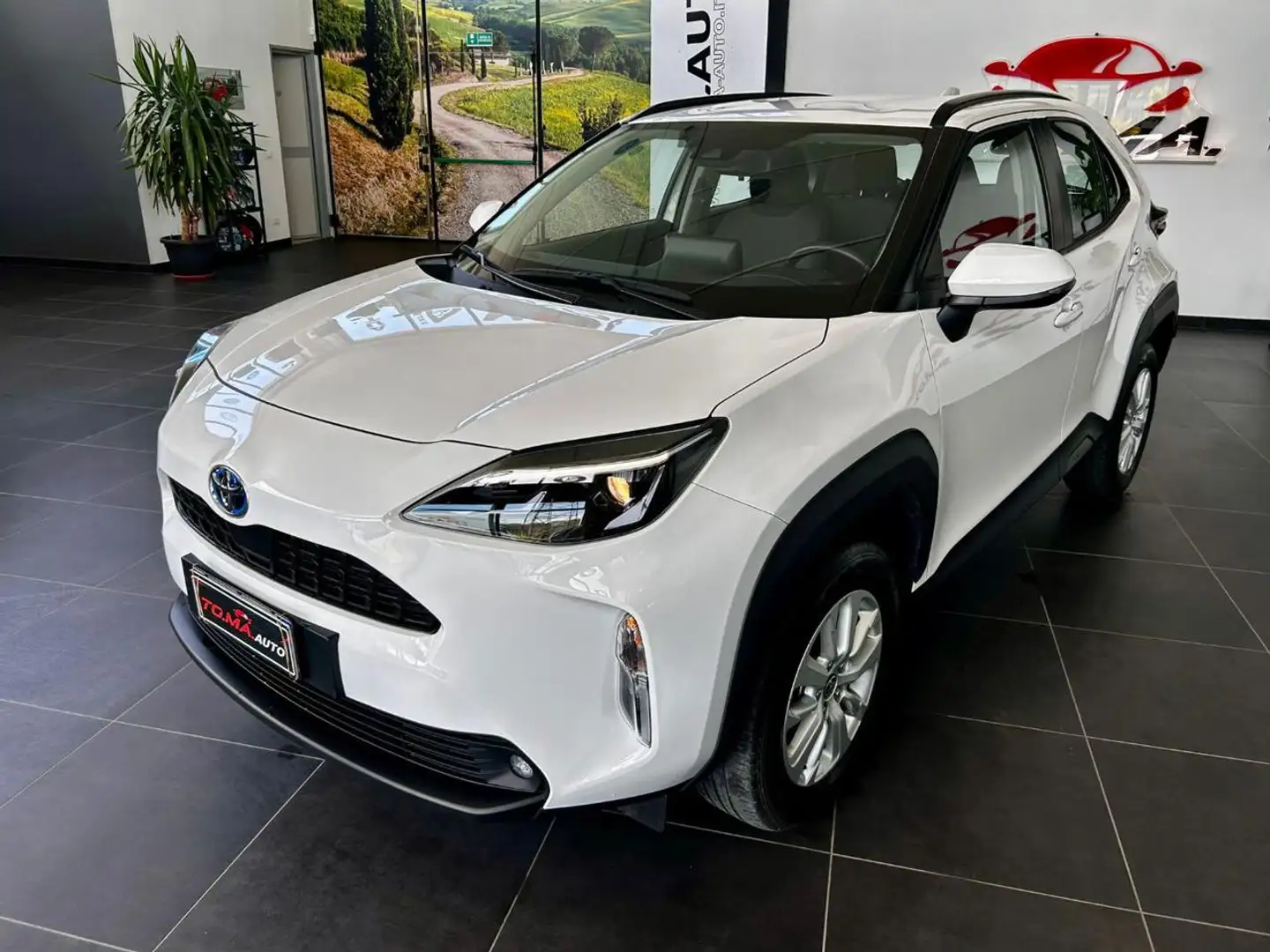 Toyota Yaris Cross 1.5 Hybrid 5p. E-CVT Active Bianco - 1