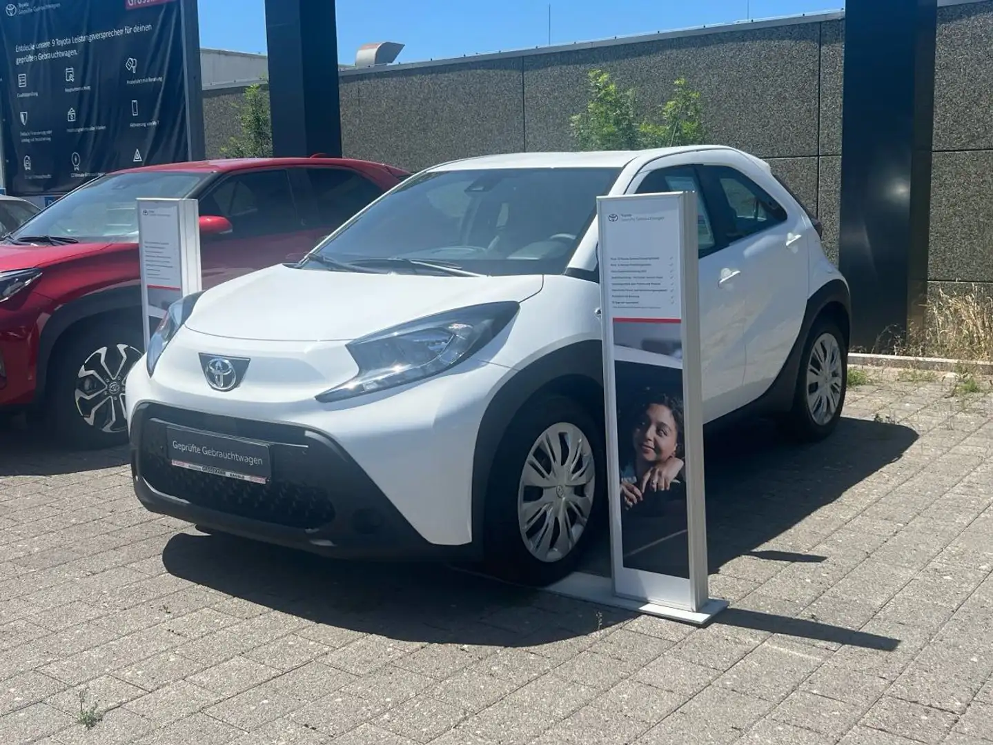 Toyota Aygo X 5-türig Business Edition Sitzheizung Klima Білий - 1