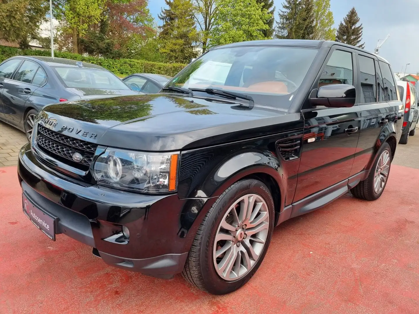Land Rover Range Rover Sport SDV6 HSE Schwarz - 2