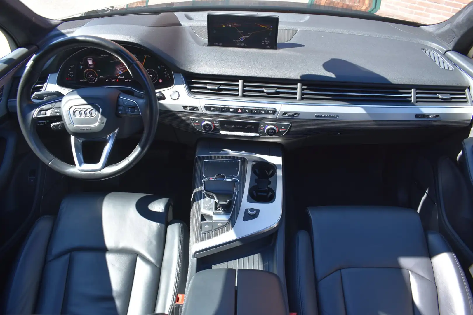 Audi Q7 e-tron 3.0 TDI quattro Sport '16 Pano LED Clima Navi Crui Schwarz - 2
