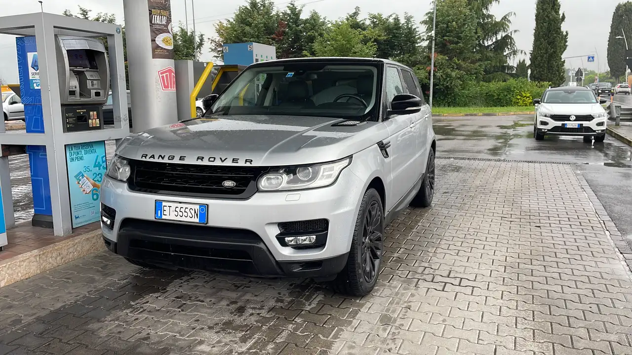 Land Rover Range Rover Sport 3.0 tdV6 HSE Dynamic auto — photo 1 of 1