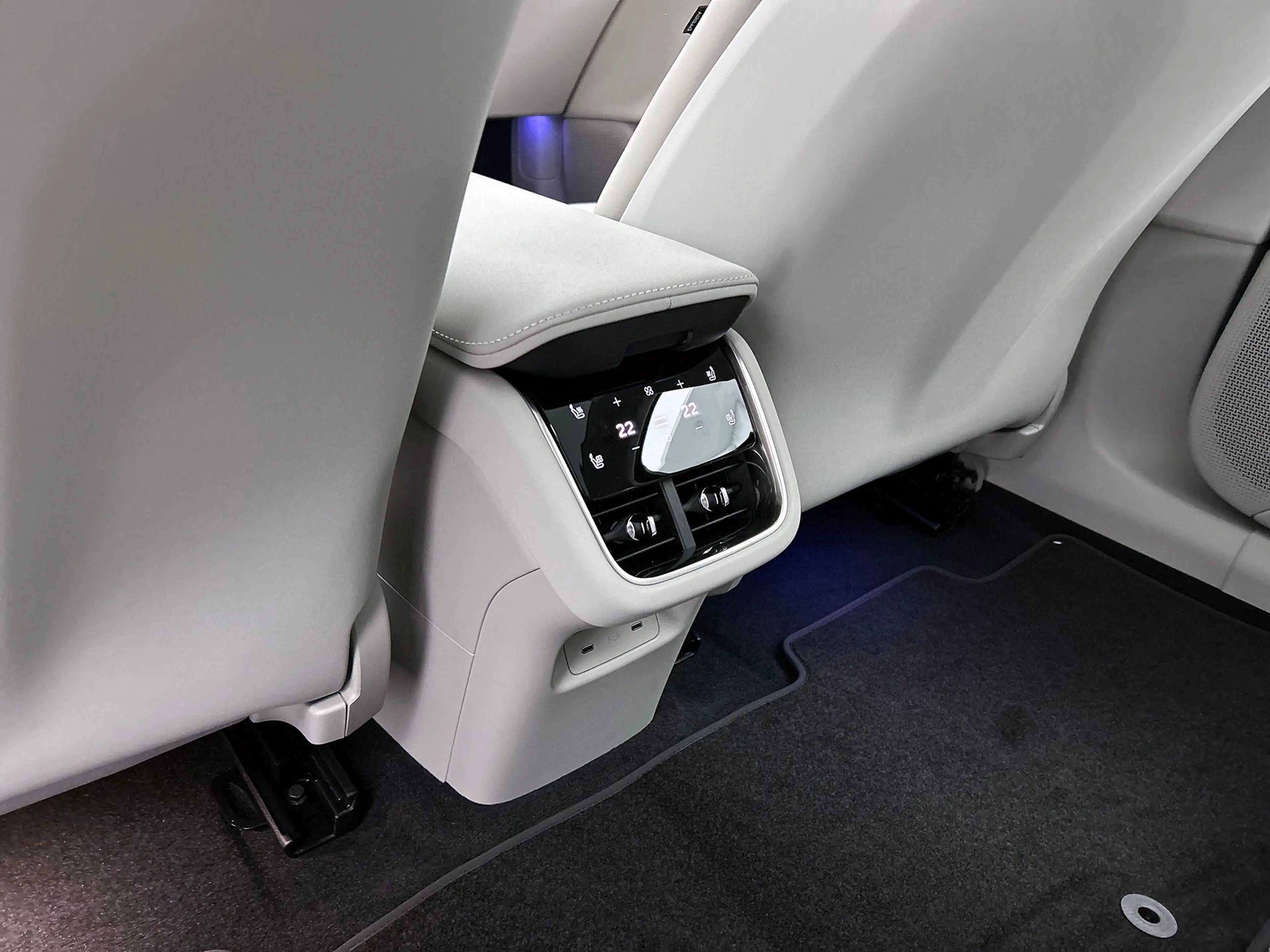 Volvo ES90 Single Motor Ultra Launch Edition 92 kWh — photo 15