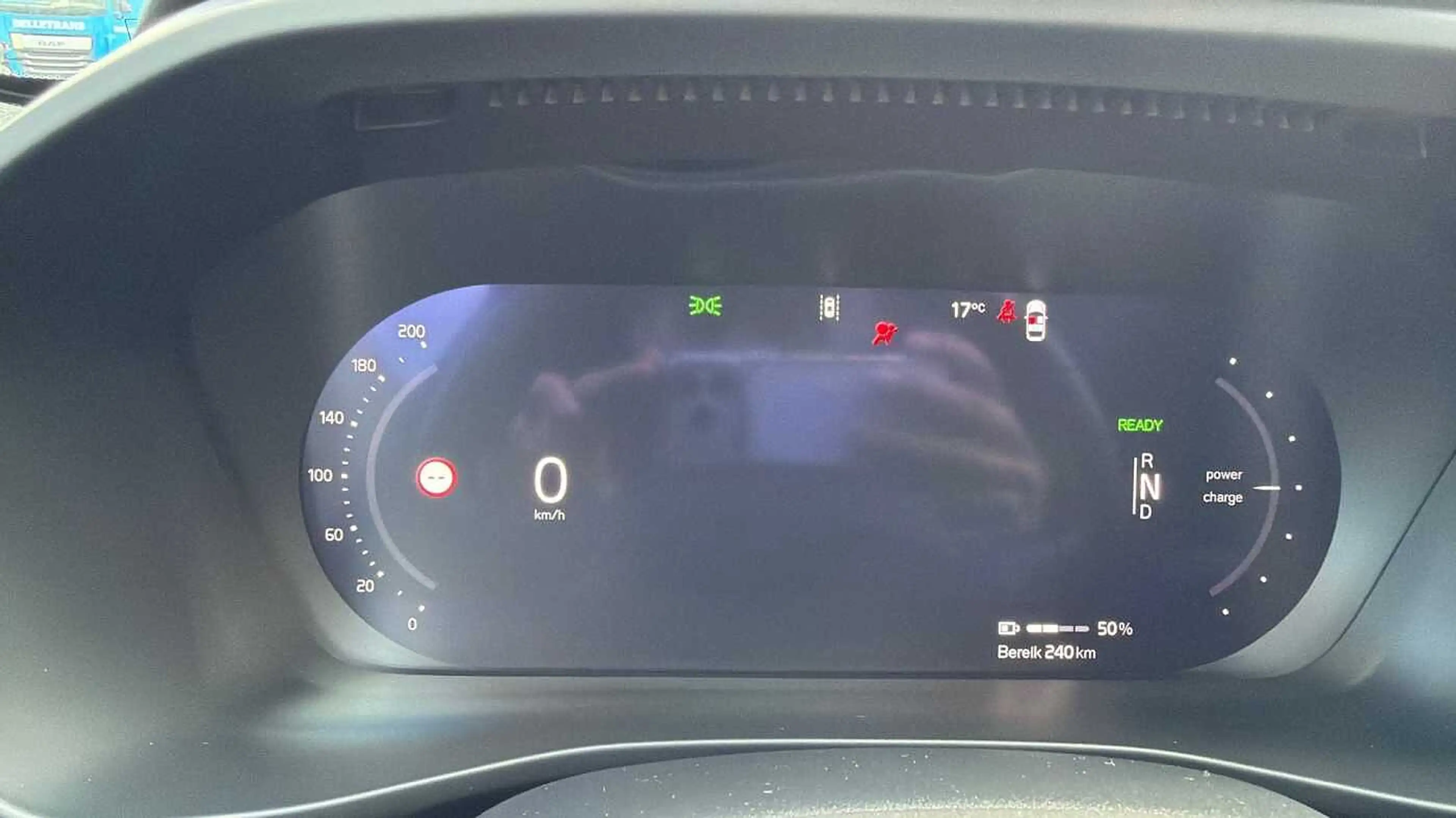 Volvo EX40 Ultra, Single Motor Extended Range, Elektrisch (BE — photo 12