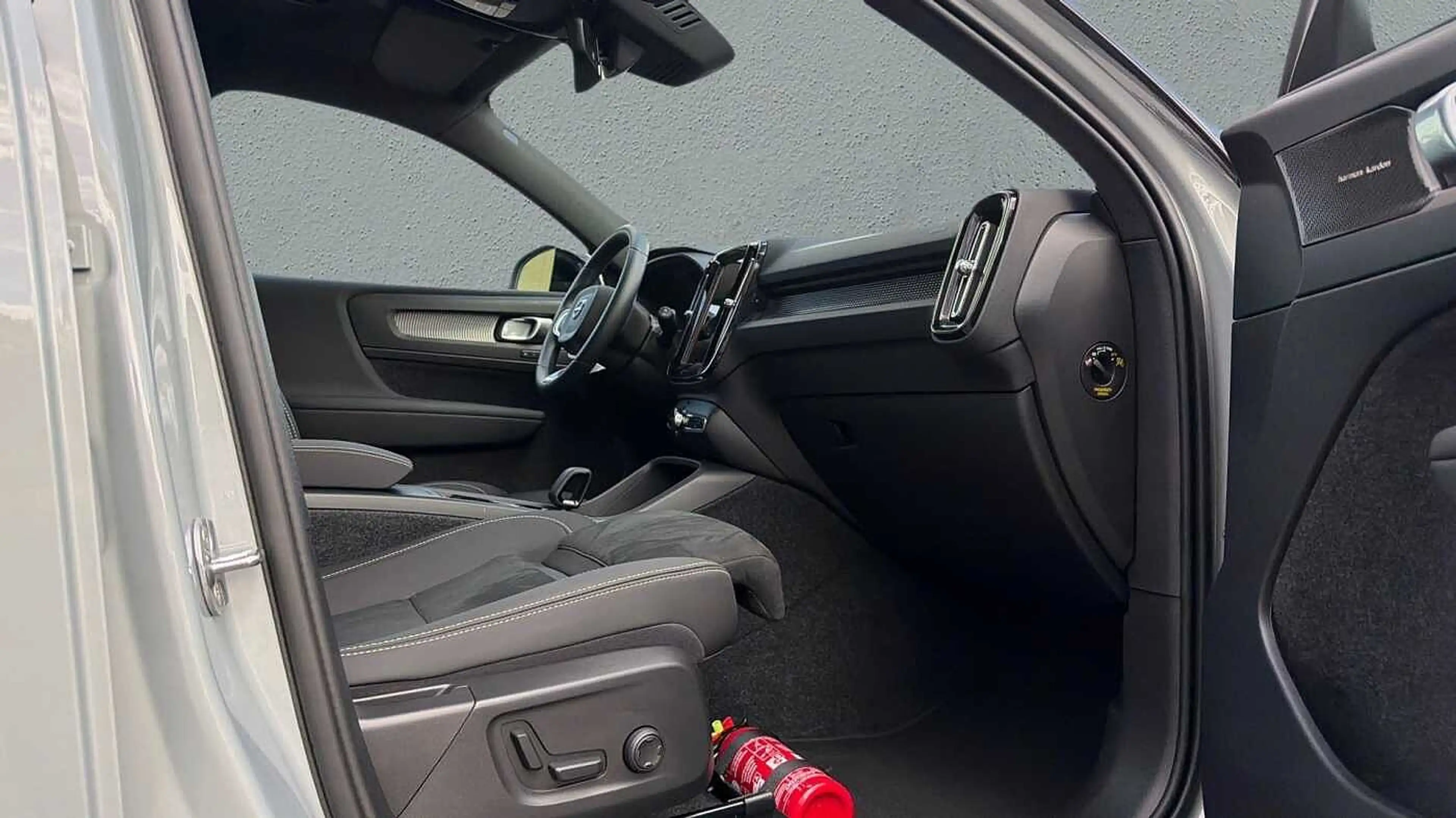 Volvo EX40 Ultra, Single Motor Extended Range, Elektrisch (BE — photo 5
