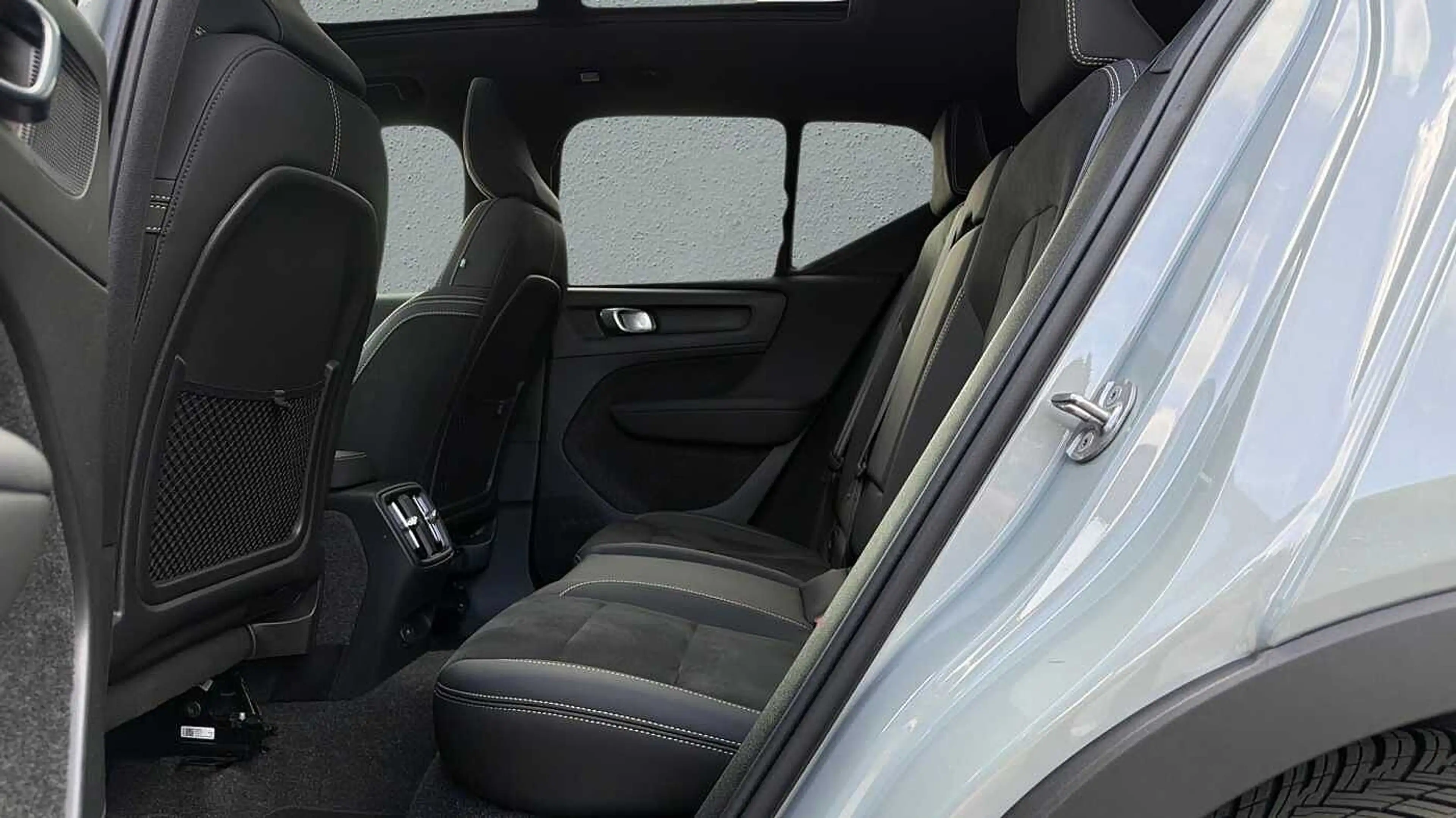 Volvo EX40 Ultra, Single Motor Extended Range, Elektrisch (BE — photo 7